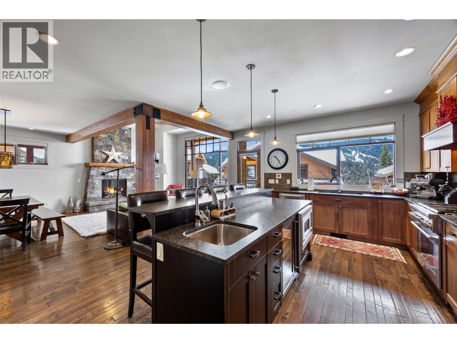 #16 5040 VALLEY DRIVE - 11