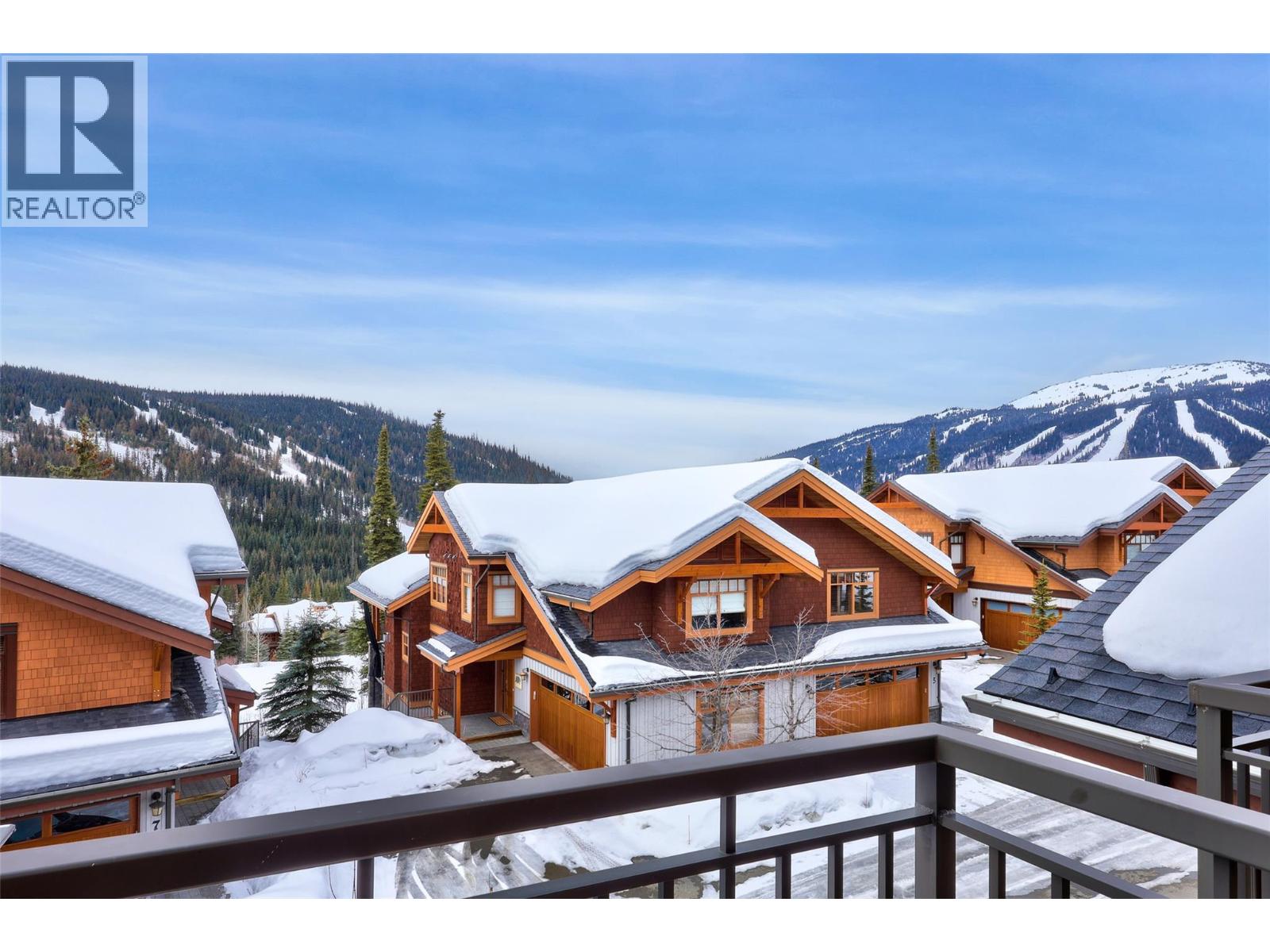 #16 5040 VALLEY DRIVE - 28