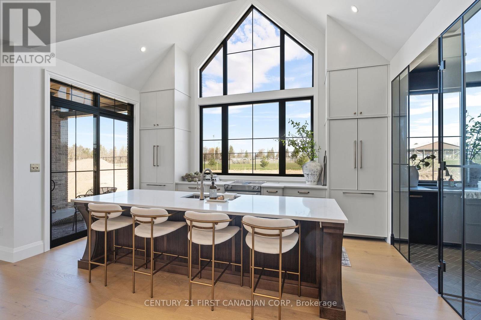 220 FOXBOROUGH PLACE - 2