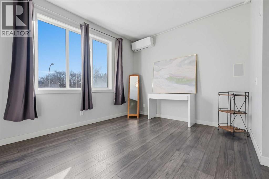 Single Family House for Sale in    Avenue SW Lower Mount Royal Calgary 