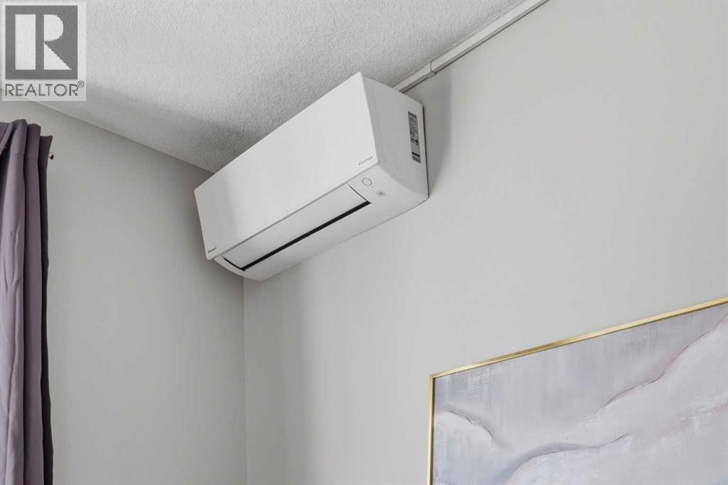 Single Family House for Sale in    Avenue SW Lower Mount Royal Calgary 