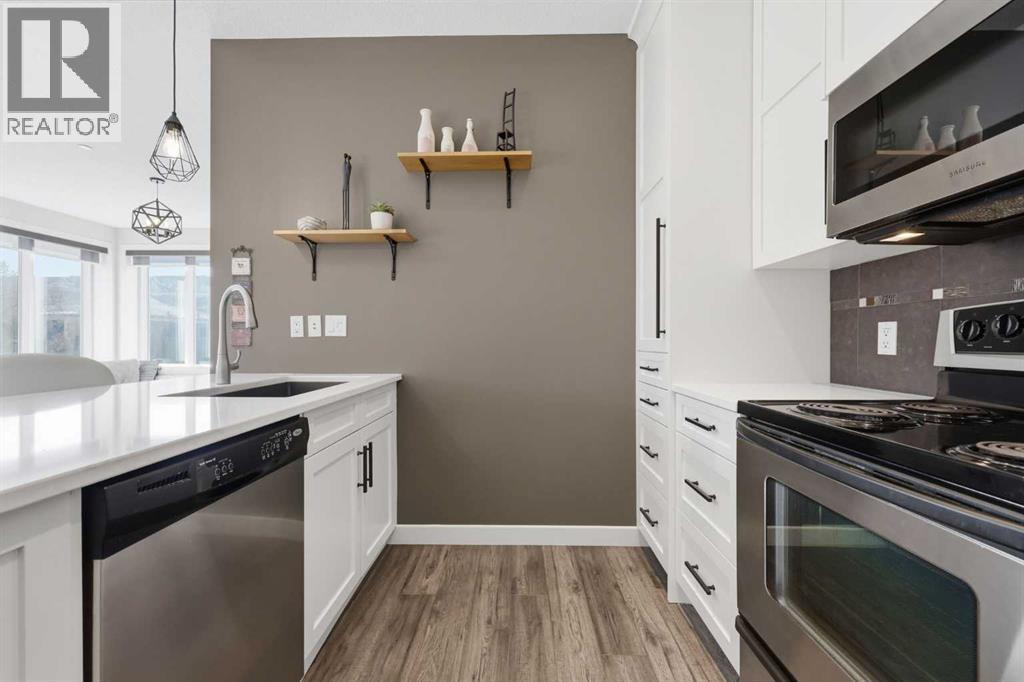 Single Family House for Sale in    Avenue SW Lower Mount Royal Calgary 