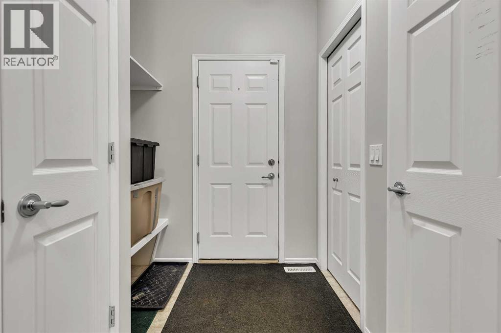 Single Family House for Sale in  Tuscany Ravine Manor NW Tuscany Calgary 