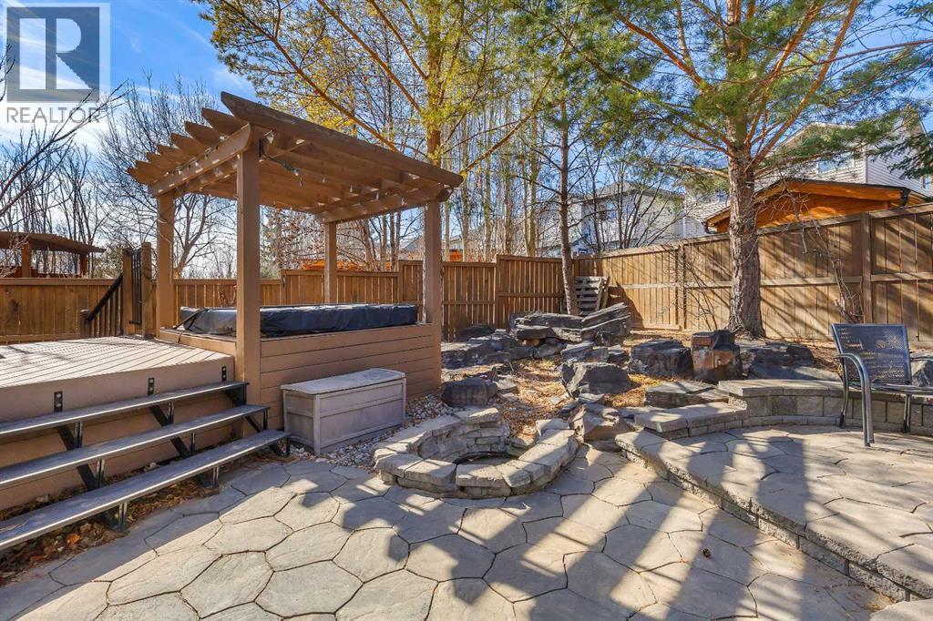 Single Family House for Sale in  Tuscany Ravine Manor NW Tuscany Calgary 