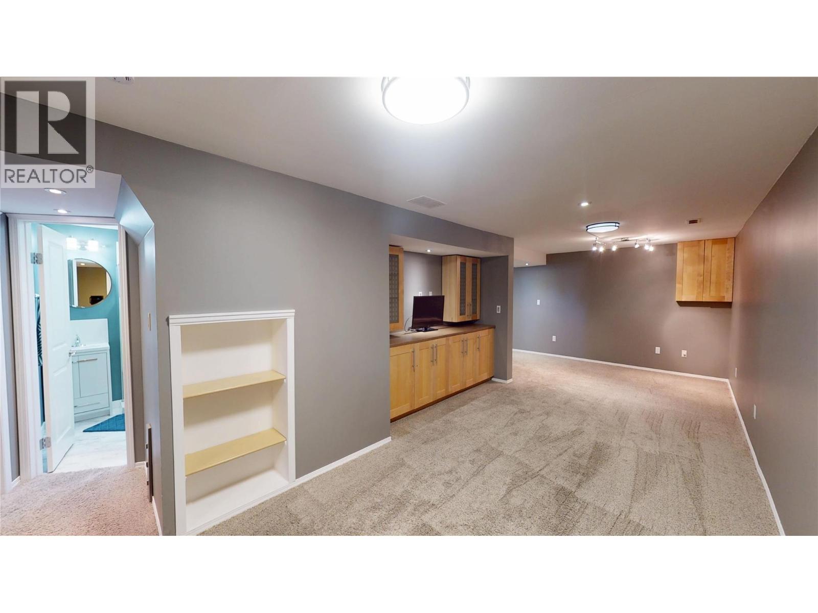 1005 16 Avenue S, Cranbrook