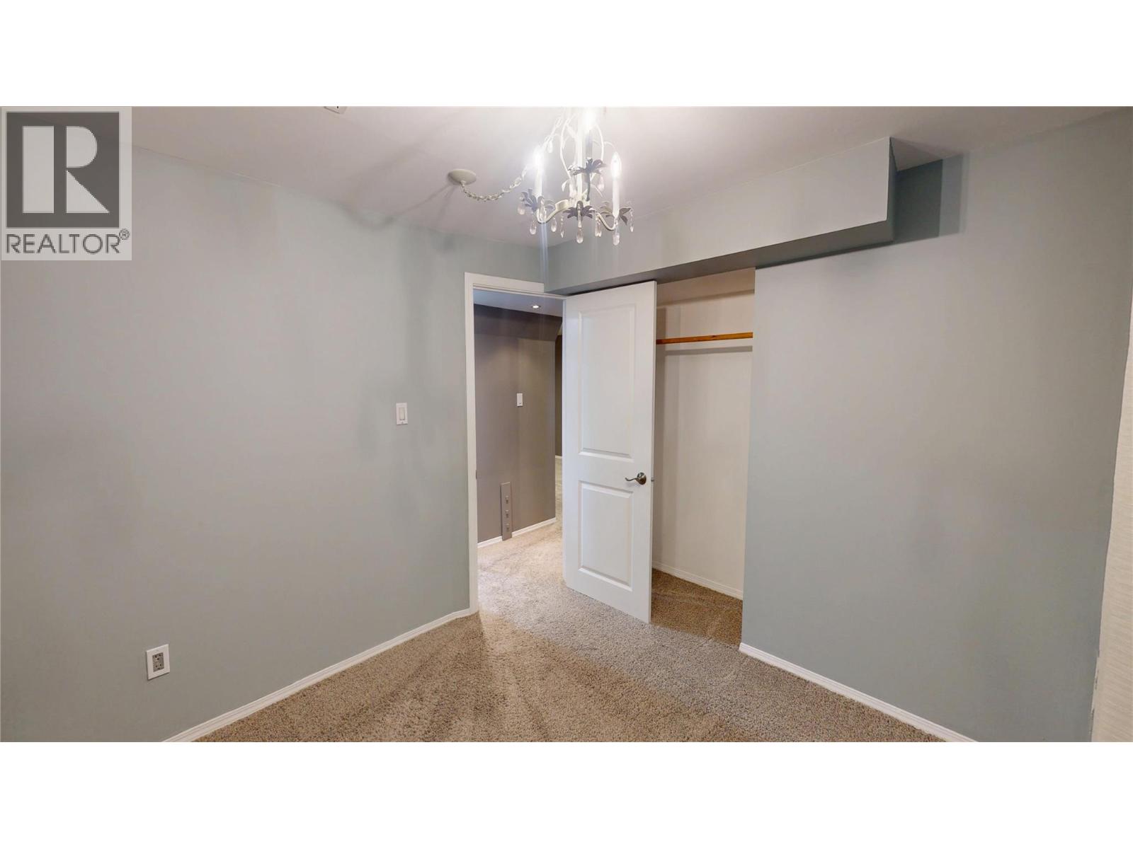 1005 16 Avenue S, Cranbrook