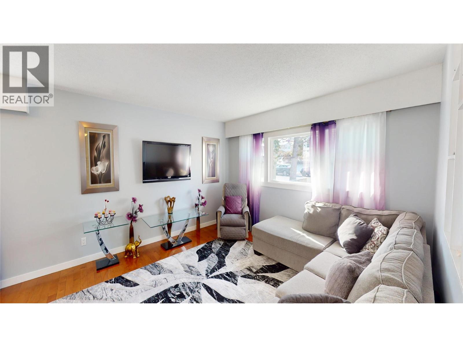 1005 16 Avenue S, Cranbrook