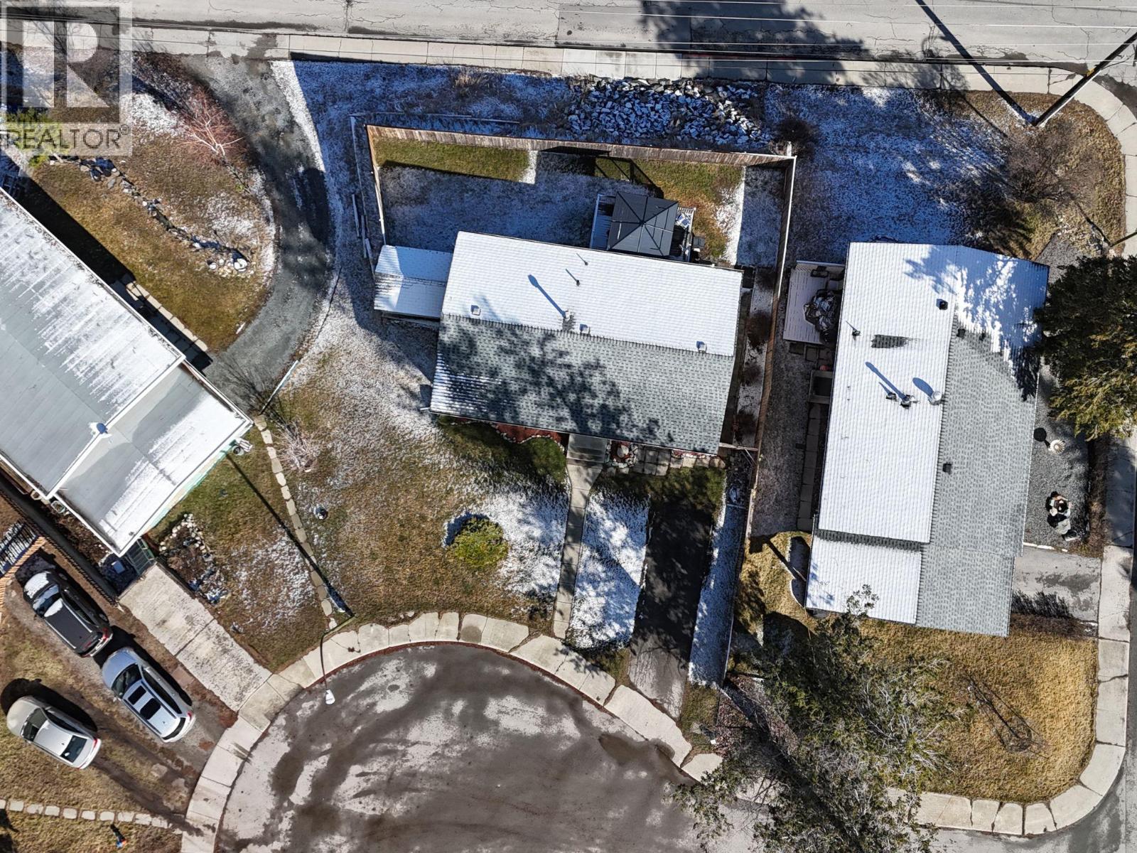 1005 16 Avenue S - 43