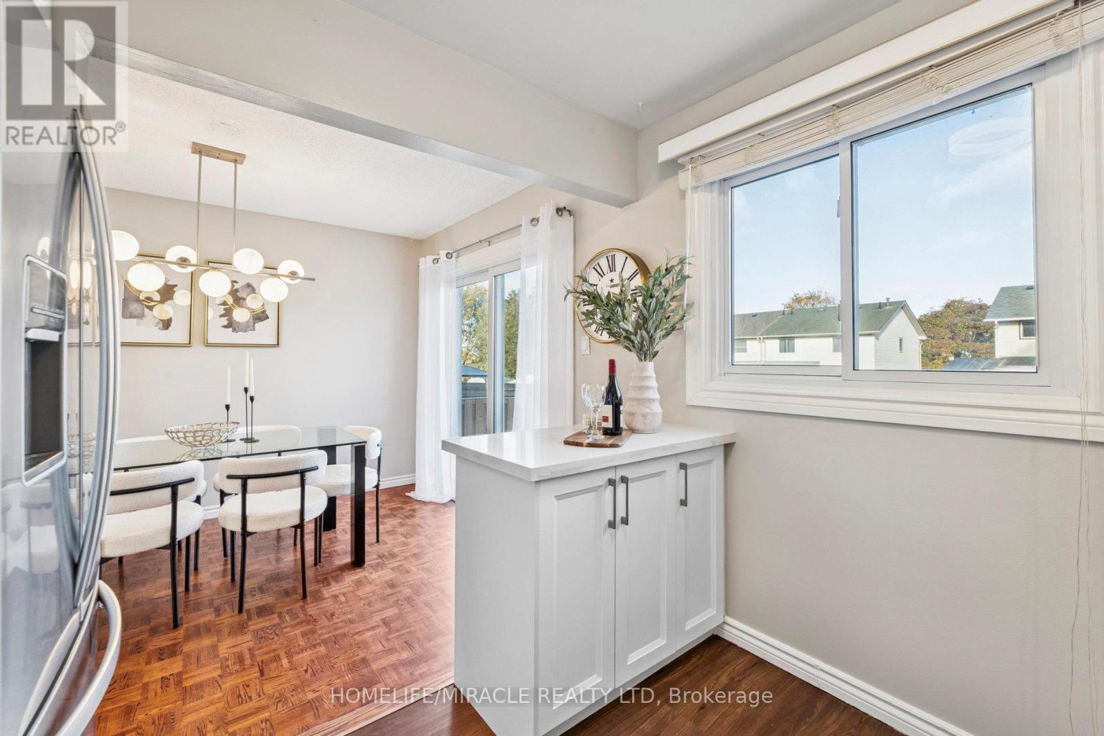 1312 CHERRYDOWN DRIVE - 21