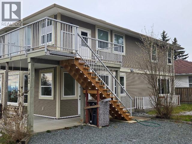 6402 HILLCREST AVE - 9