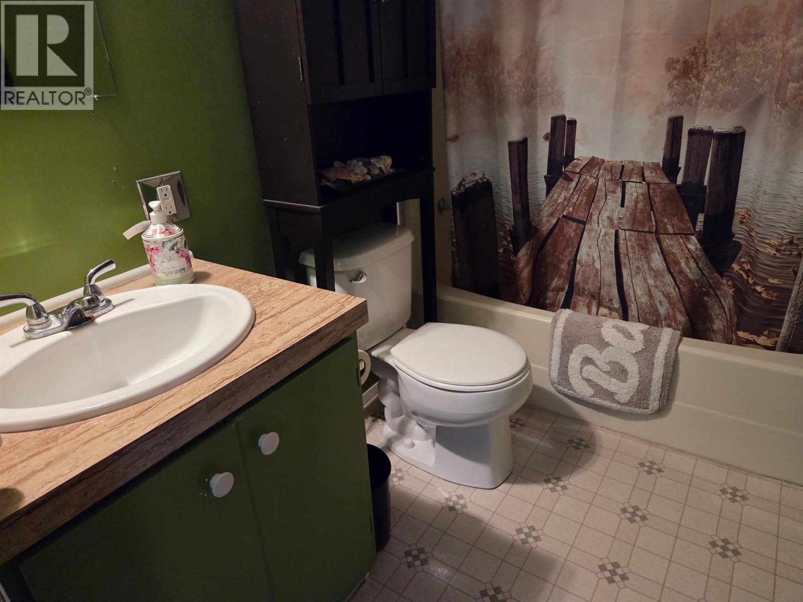 1182 N 3RD AVENUE - 24