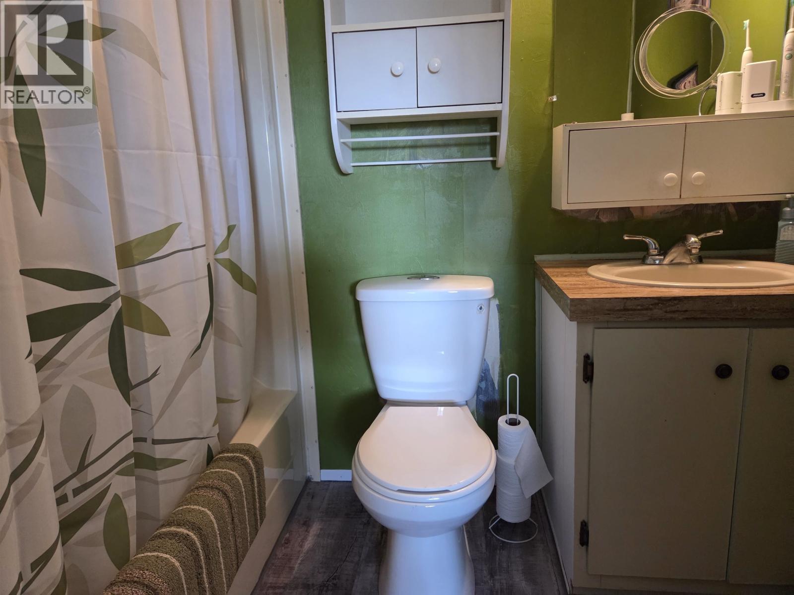 1182 N 3RD AVENUE - 7