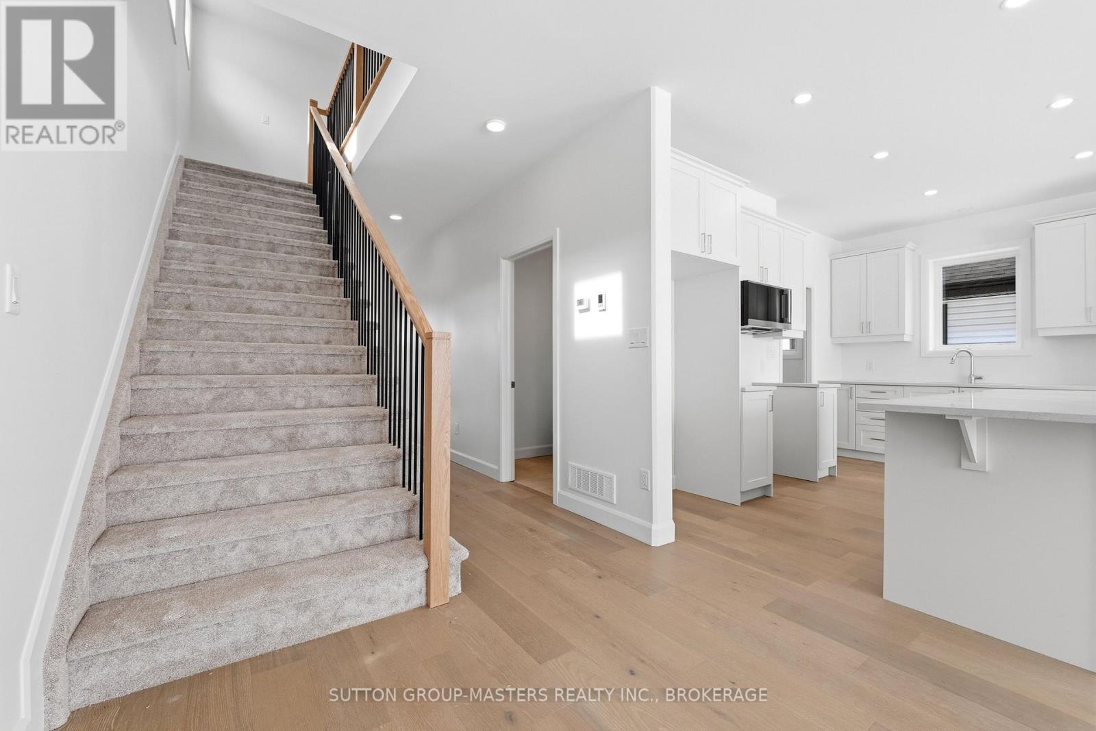 255 PRATT DRIVE - 14