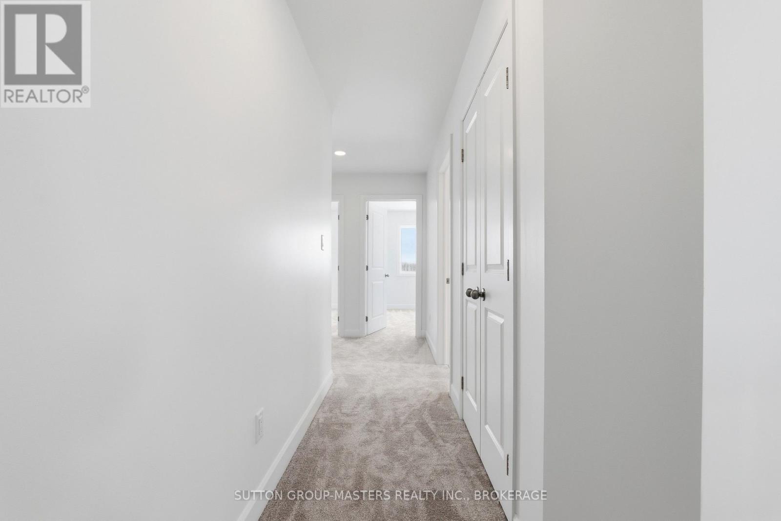 255 PRATT DRIVE - 29