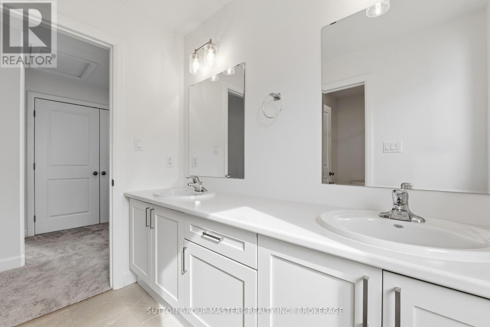 255 PRATT DRIVE - 31