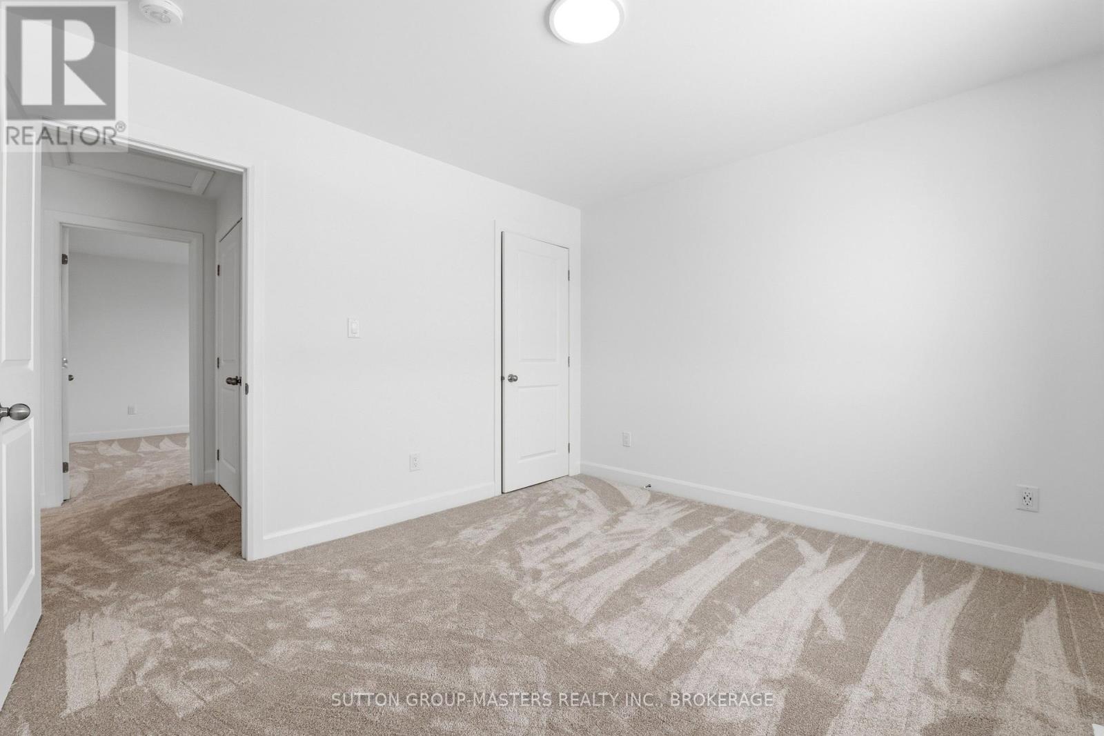 255 PRATT DRIVE - 39