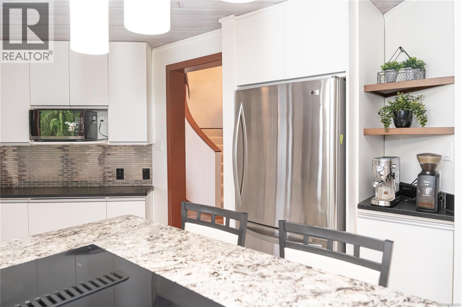 1141 Joyce Rd - 14