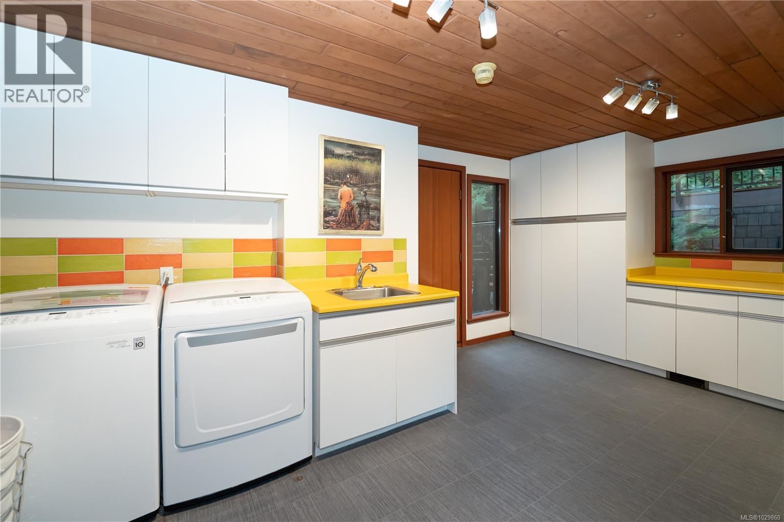 1141 Joyce Rd, Cowichan Bay