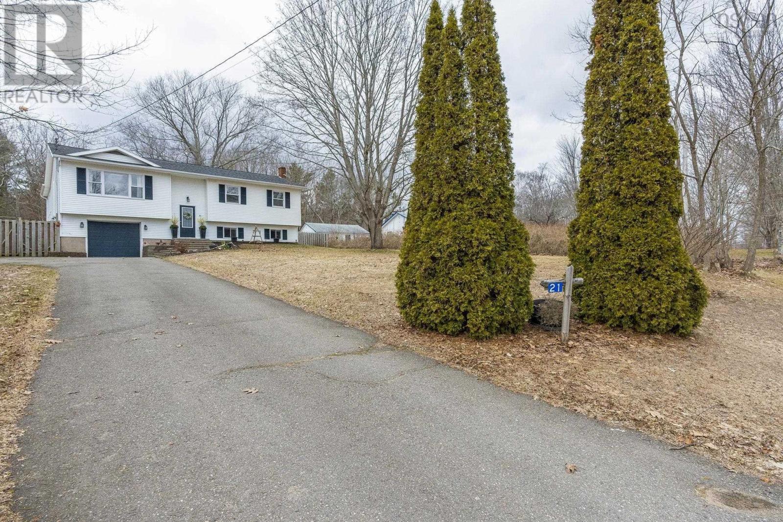 Property 32 of 37 of 21 Clairmont Road