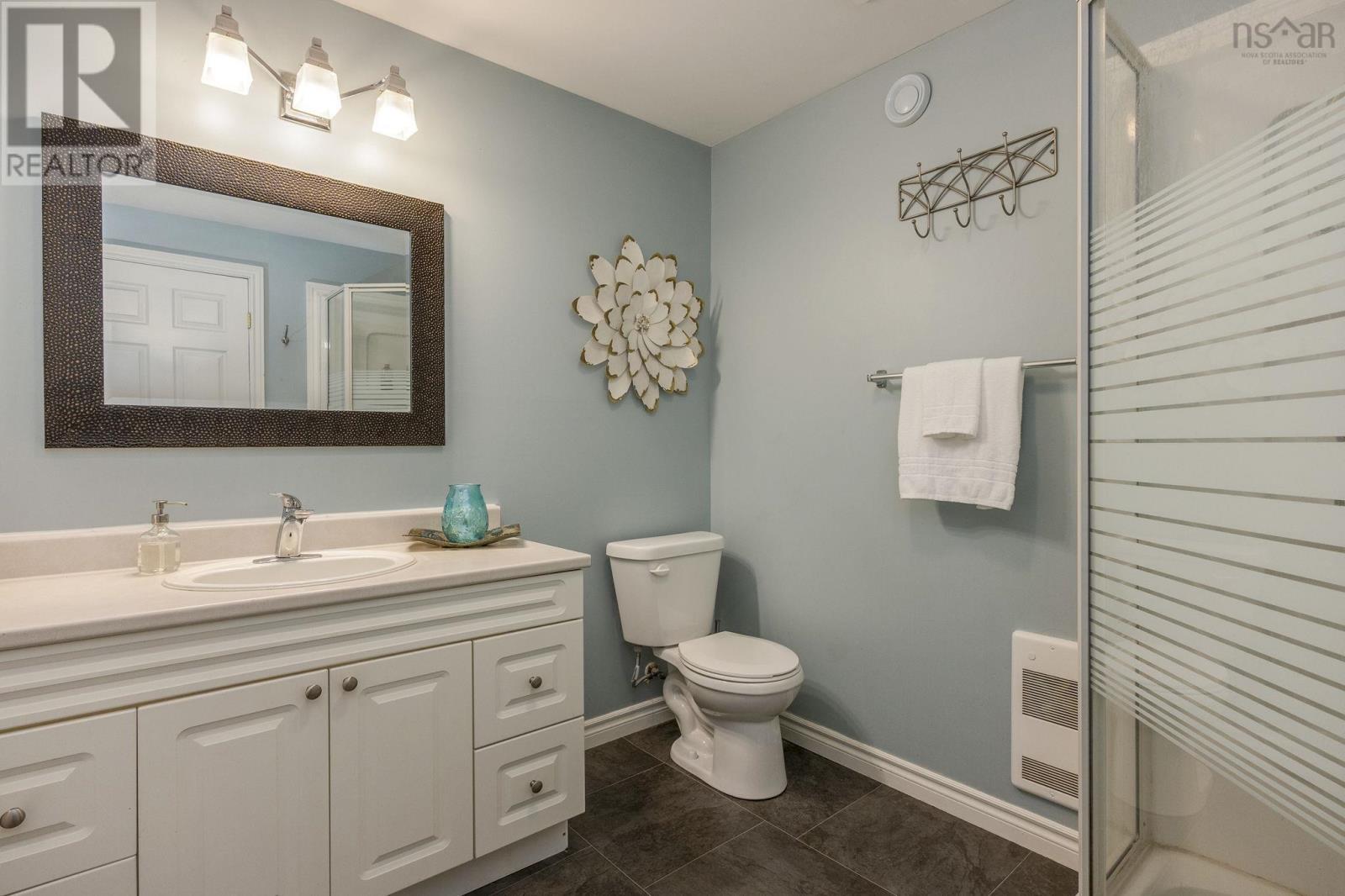 Property 27 of 37 of 21 Clairmont Road