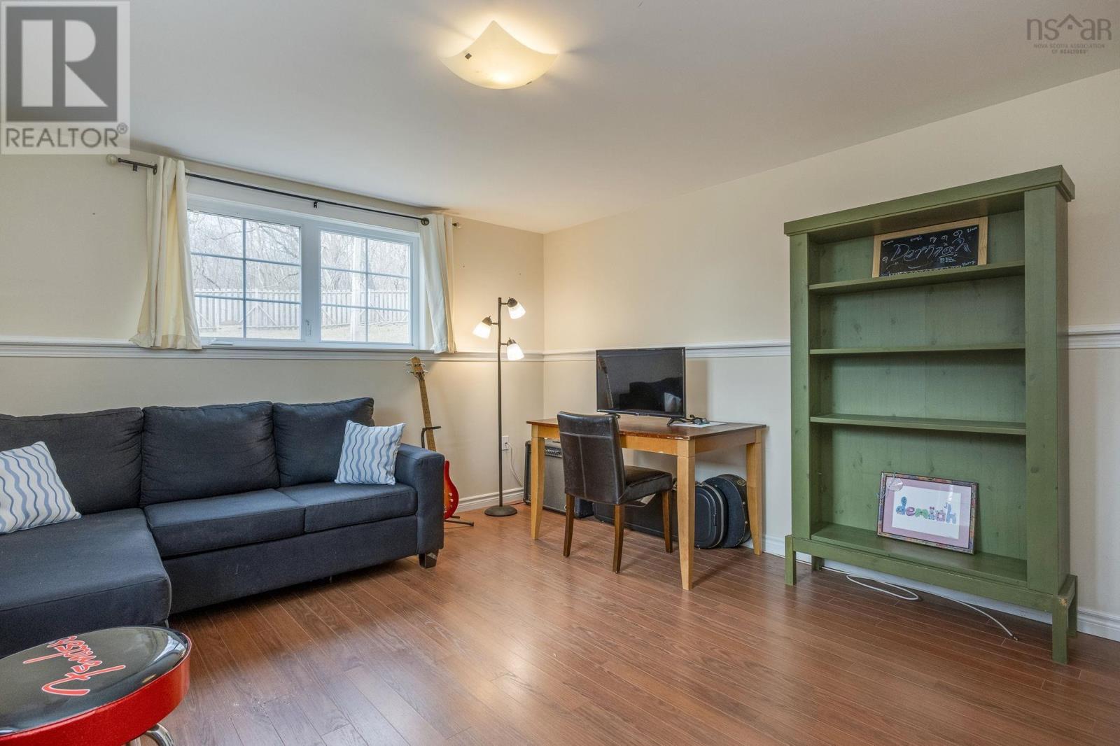 Property 30 of 37 of 21 Clairmont Road