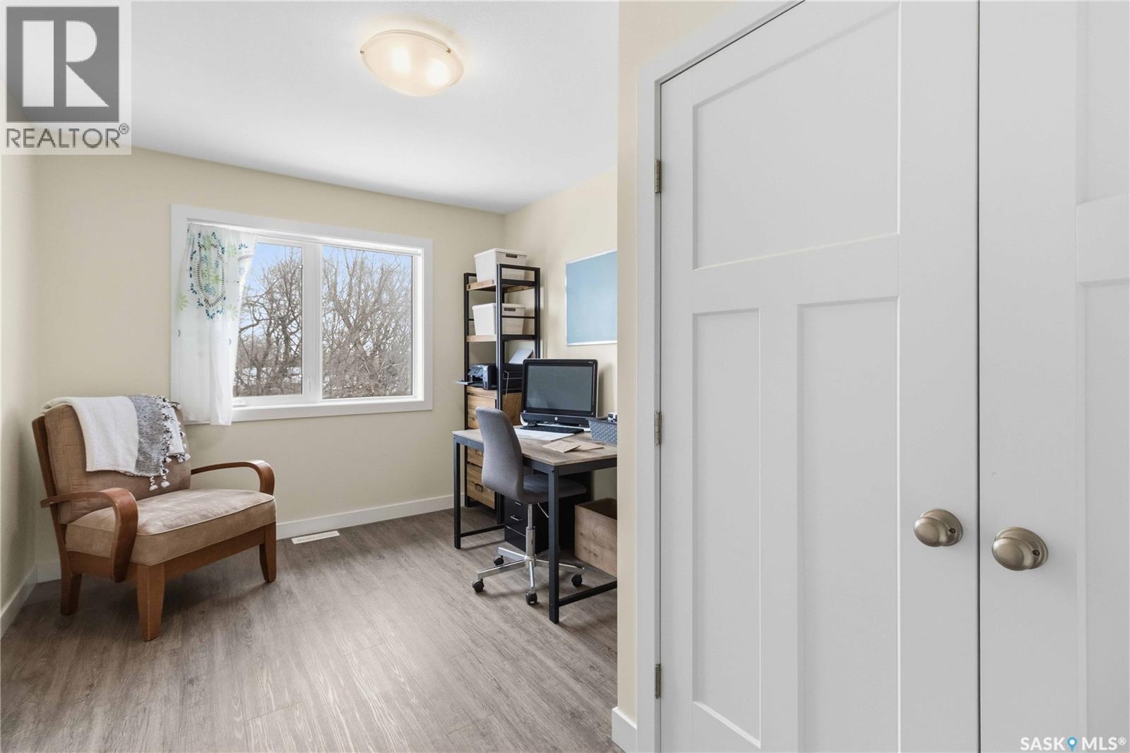 #25 301 CENTENNIAL ROAD - 17