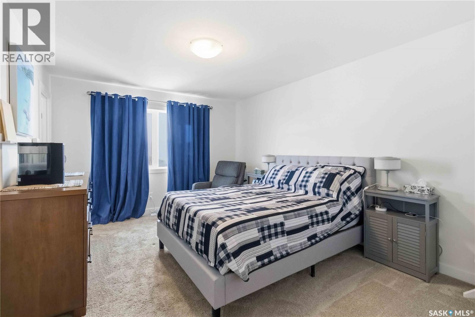 #25 301 CENTENNIAL ROAD - 20