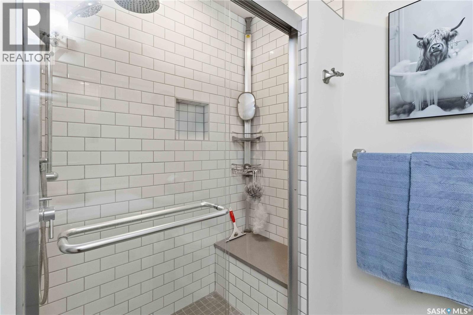 #25 301 CENTENNIAL ROAD - 22