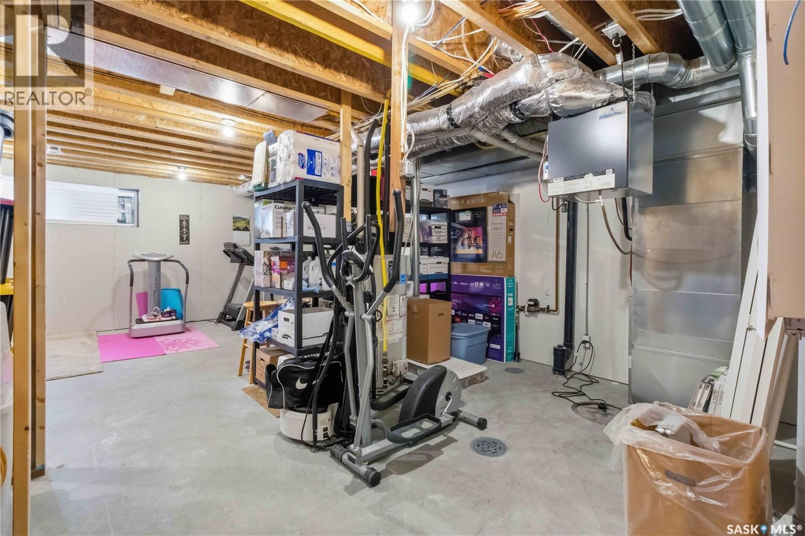 #25 301 CENTENNIAL ROAD - 26