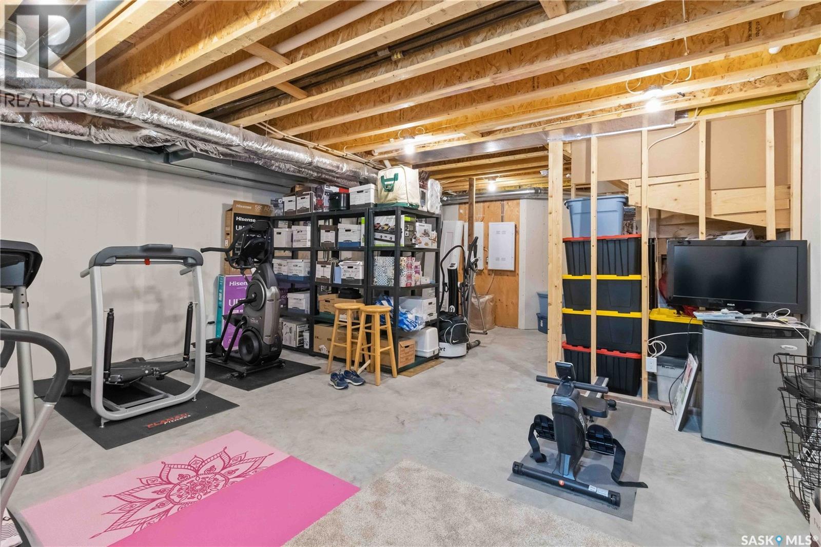 #25 301 CENTENNIAL ROAD - 27