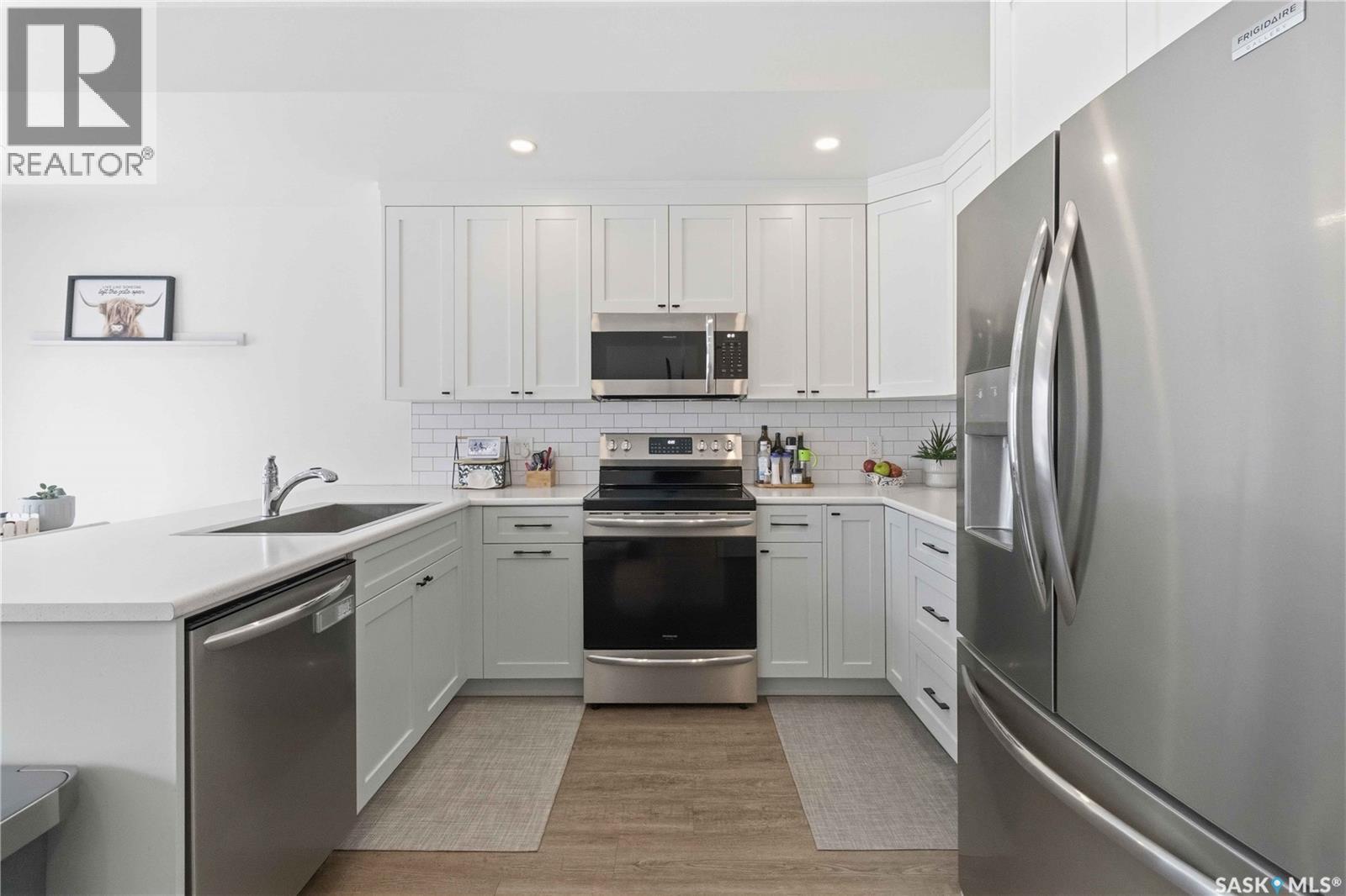 #25 301 CENTENNIAL ROAD - 6