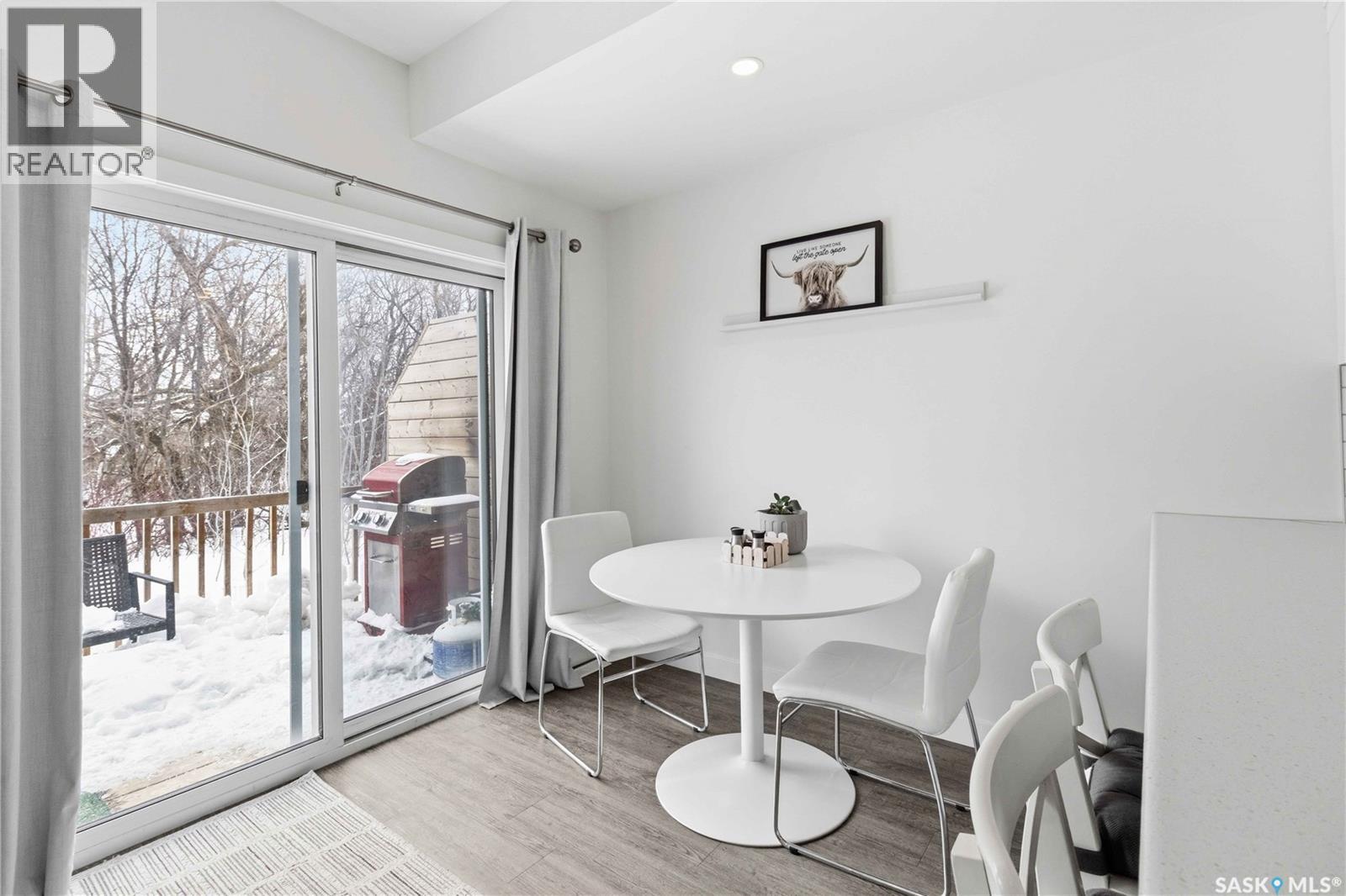 #25 301 CENTENNIAL ROAD - 9