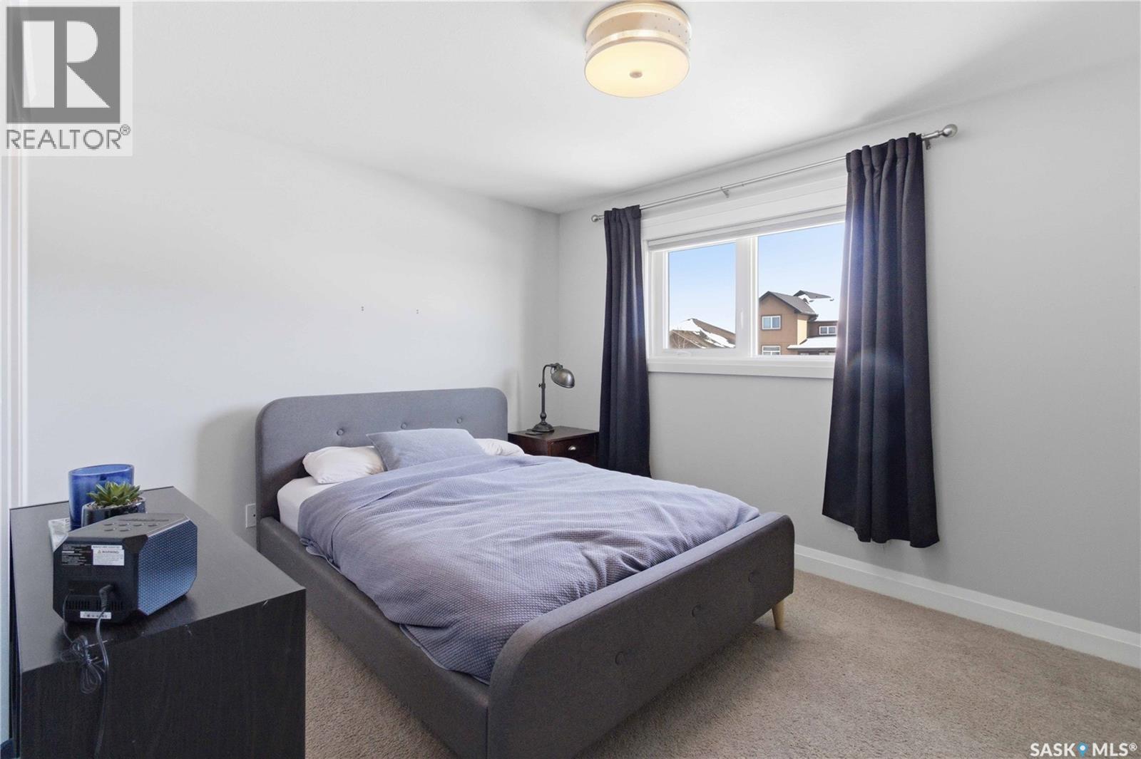 #23 111 ROSEWOOD GATE N - 16