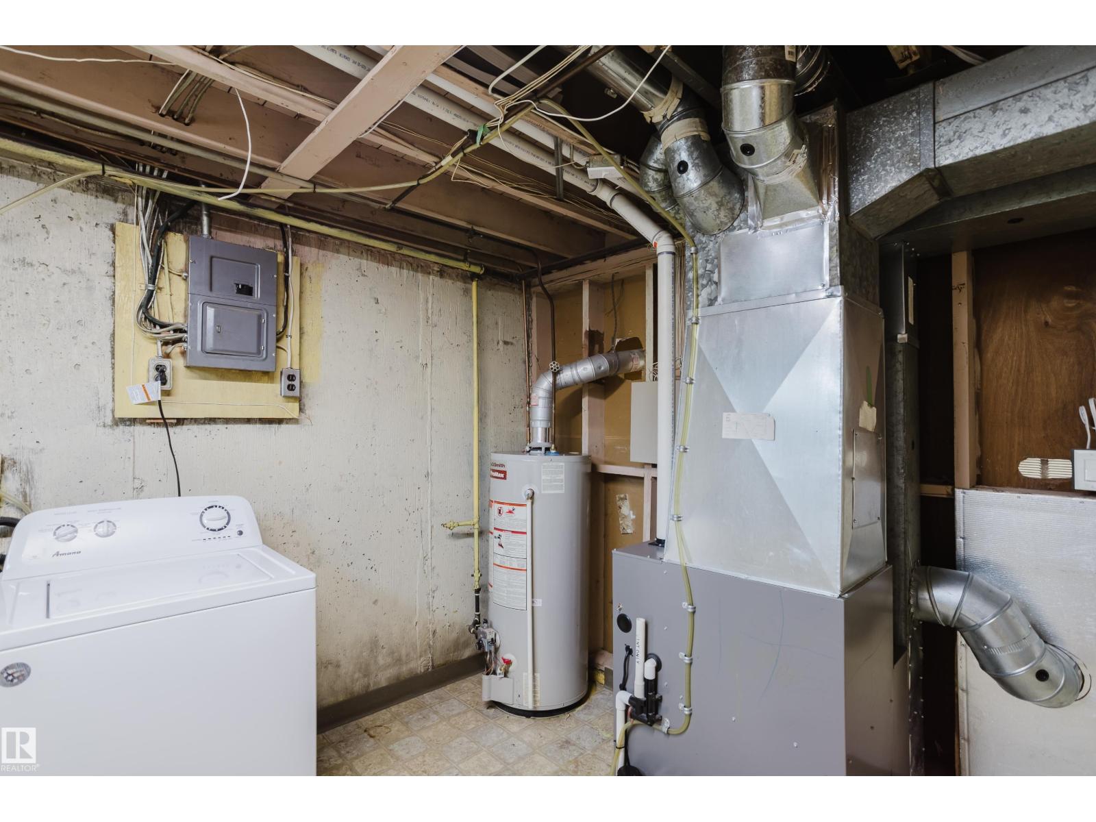 13305 89A ST NW, Edmonton