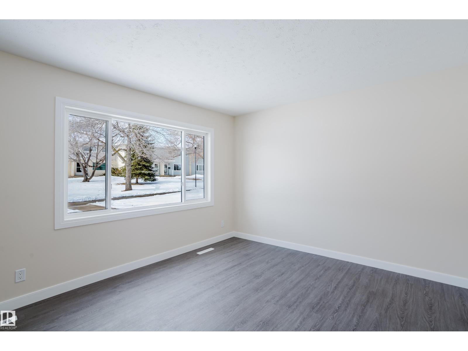 13305 89A ST NW, Edmonton