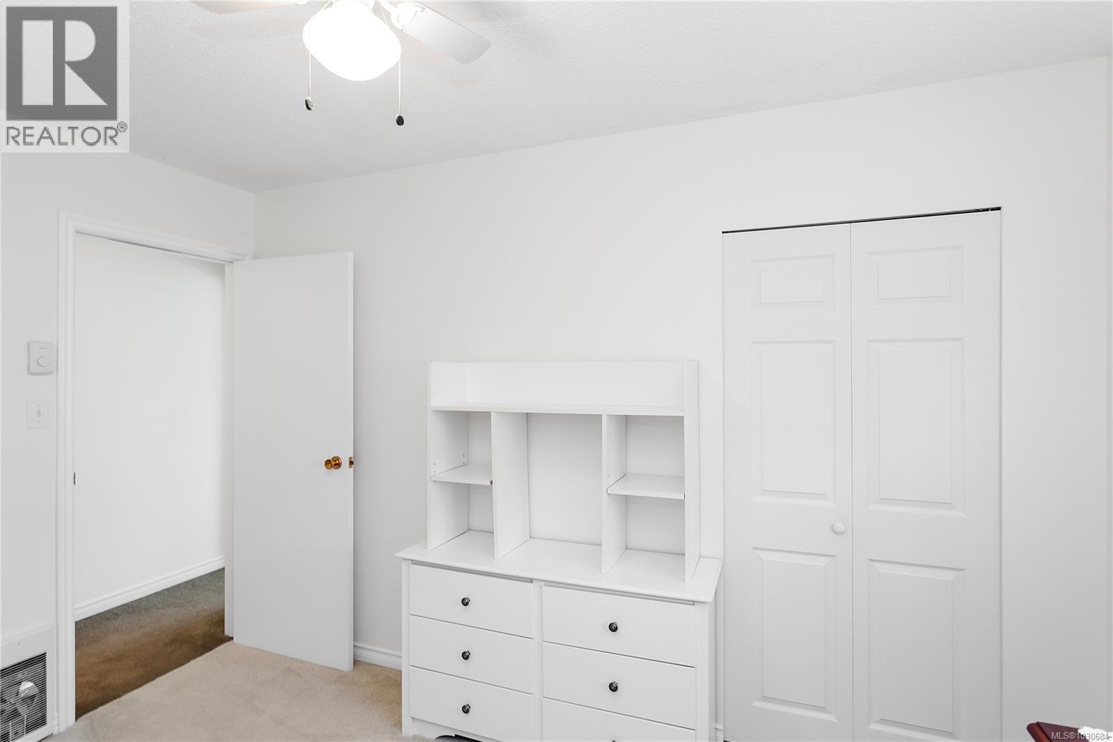 154 COLUMBIA ST - 17