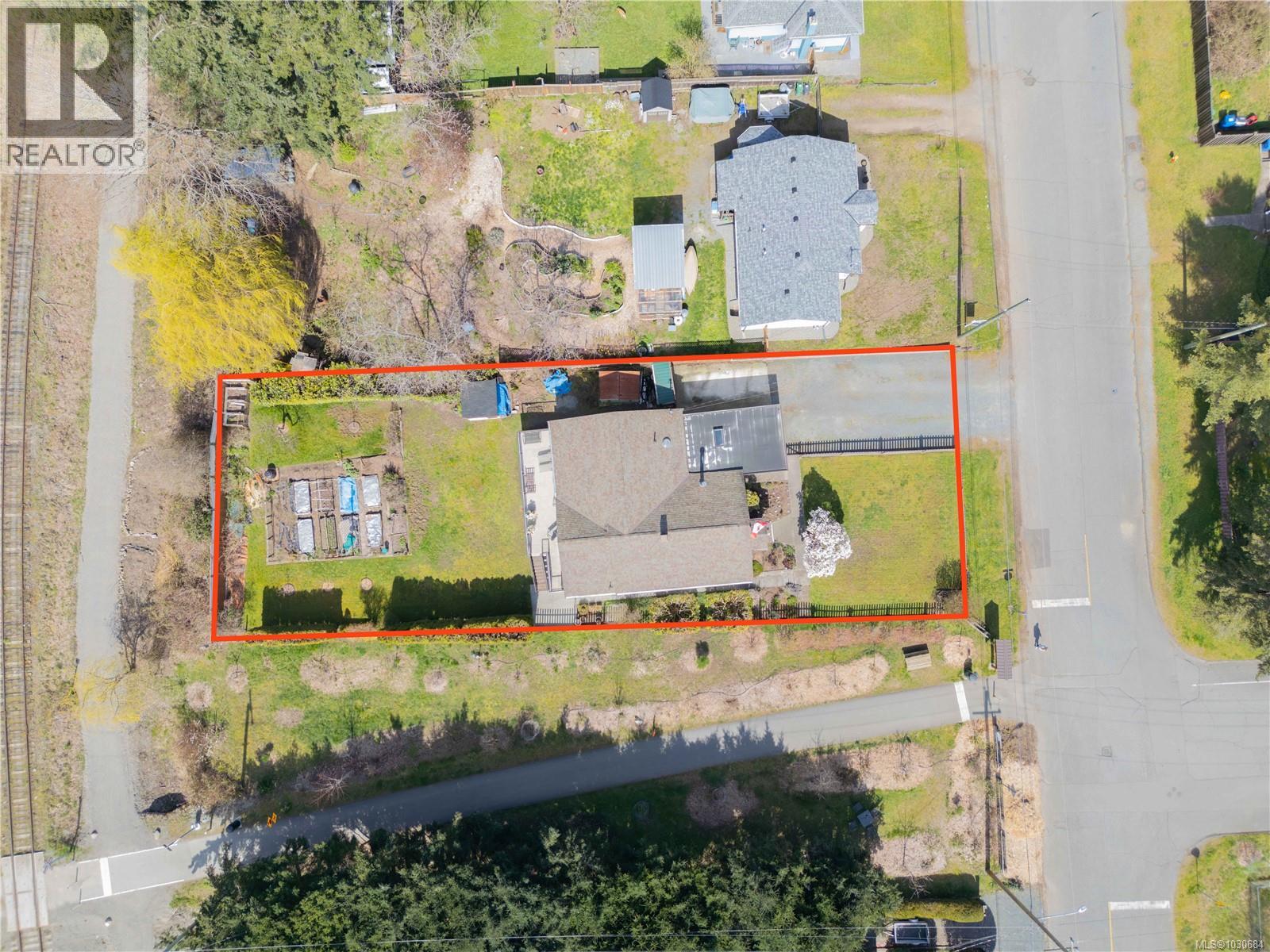 154 COLUMBIA ST - 35