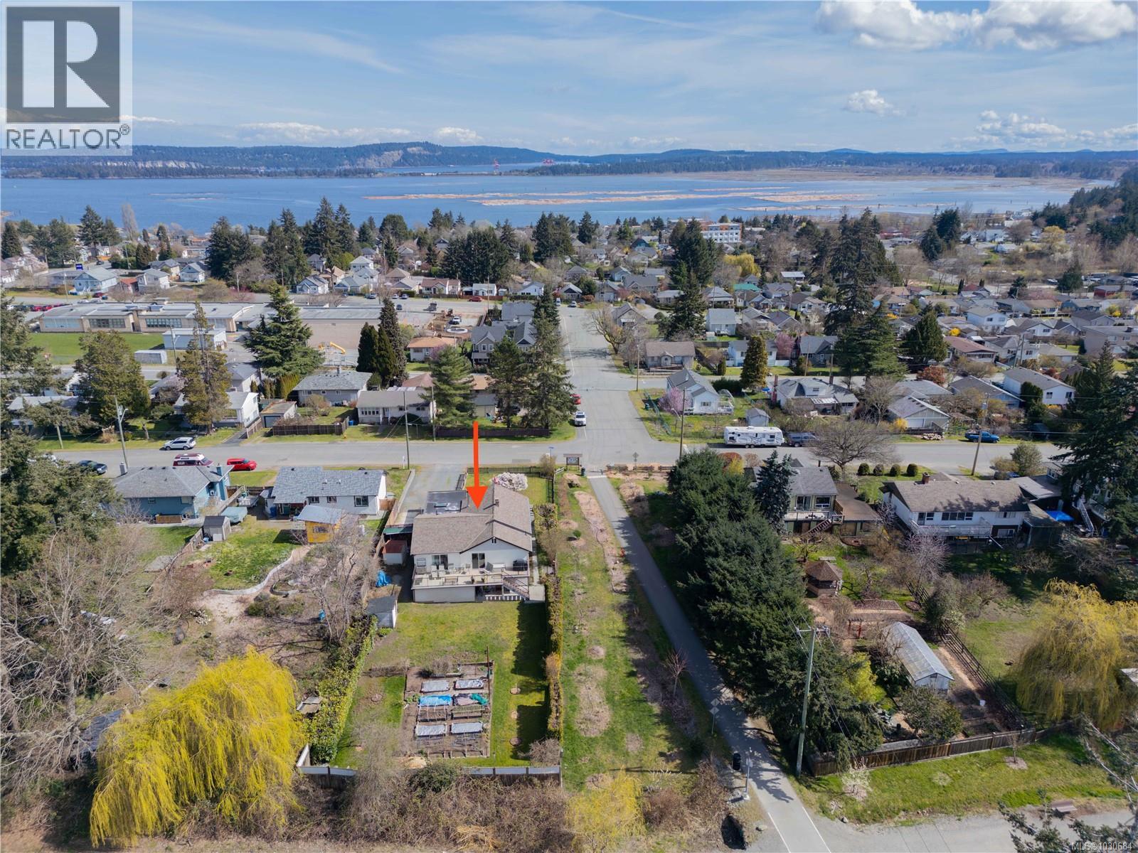 154 COLUMBIA ST - 39