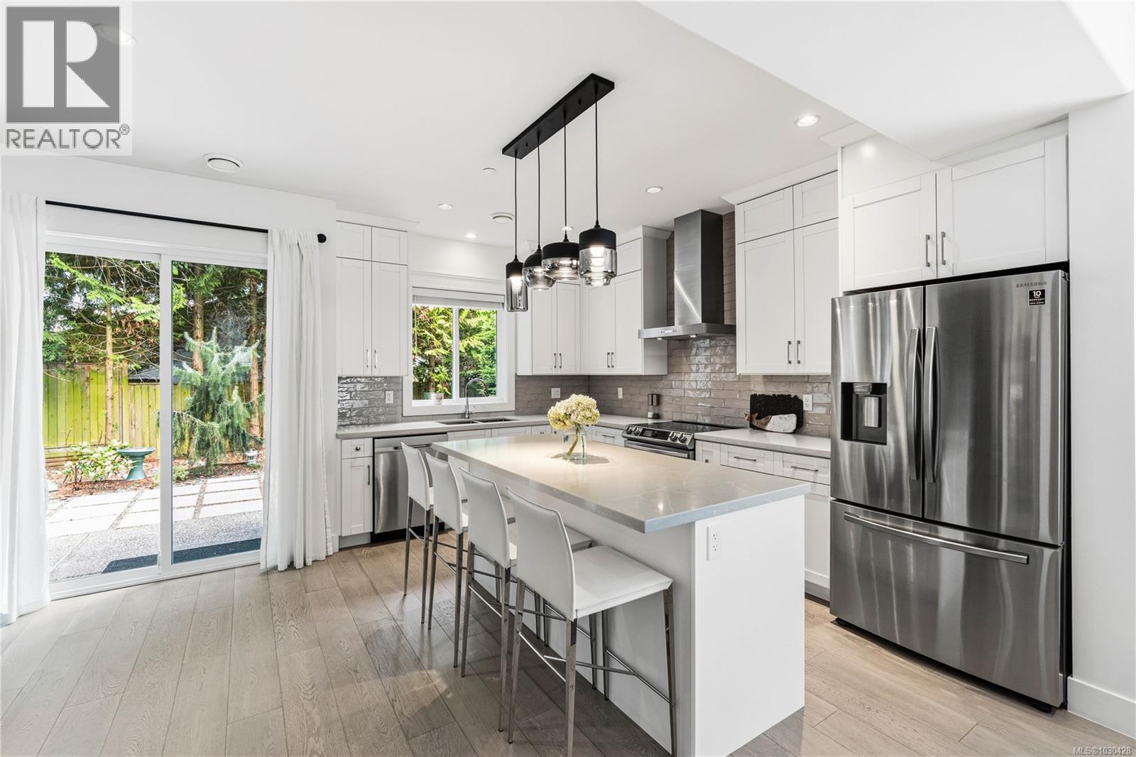 #112 5160 HAMMOND BAY RD - 16