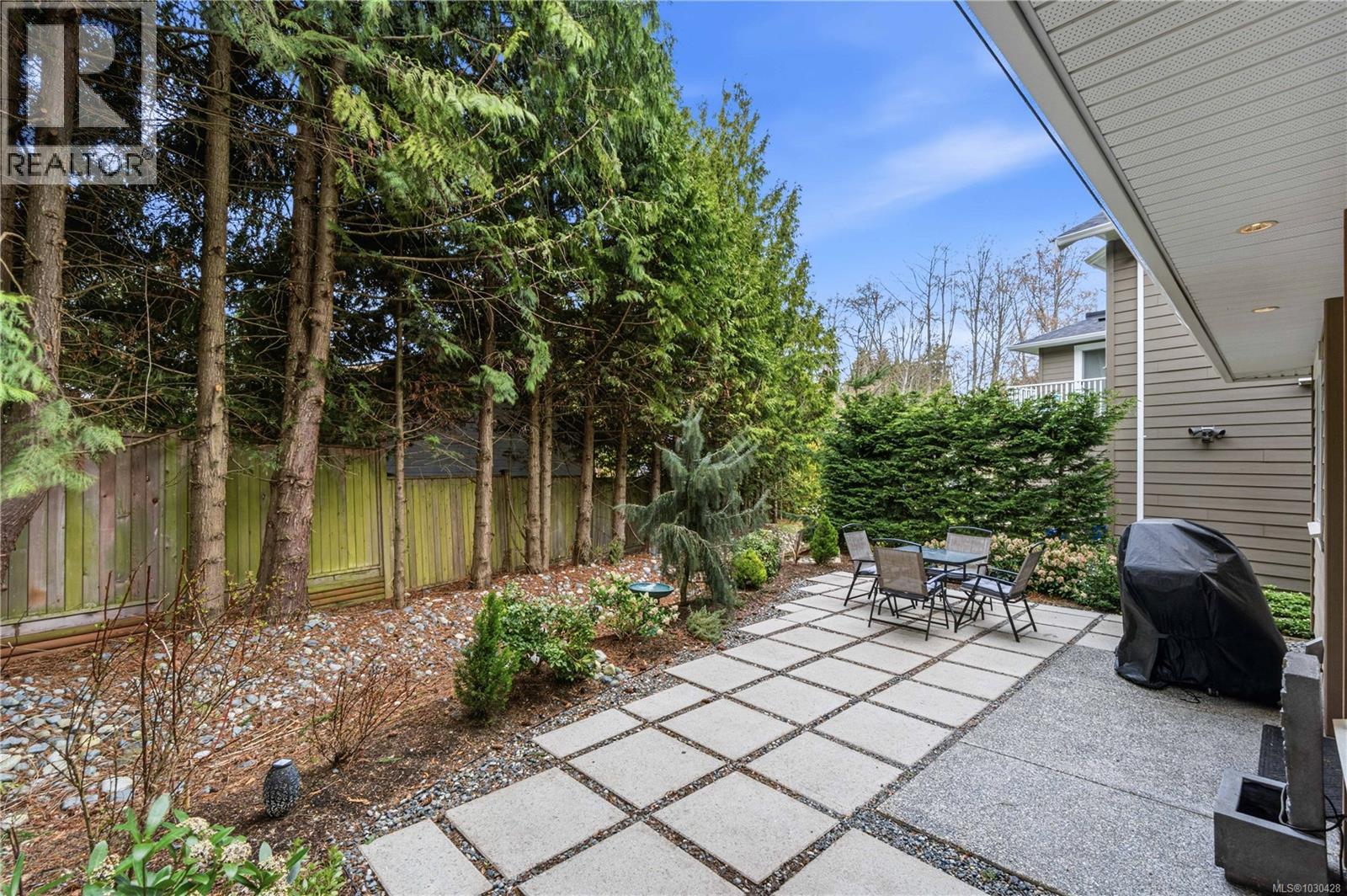 #112 5160 HAMMOND BAY RD - 18