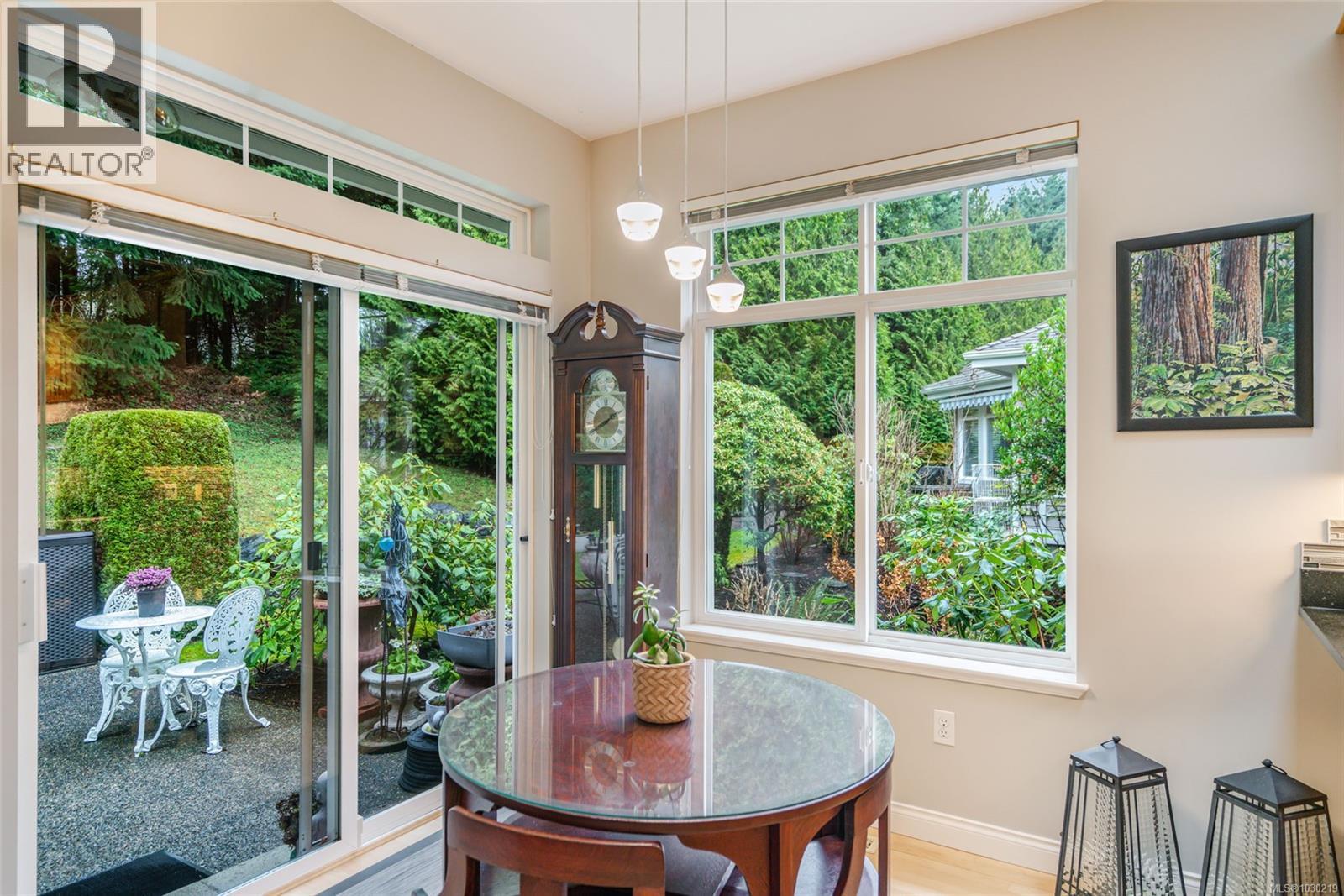 1266 SATURNA DR - 25