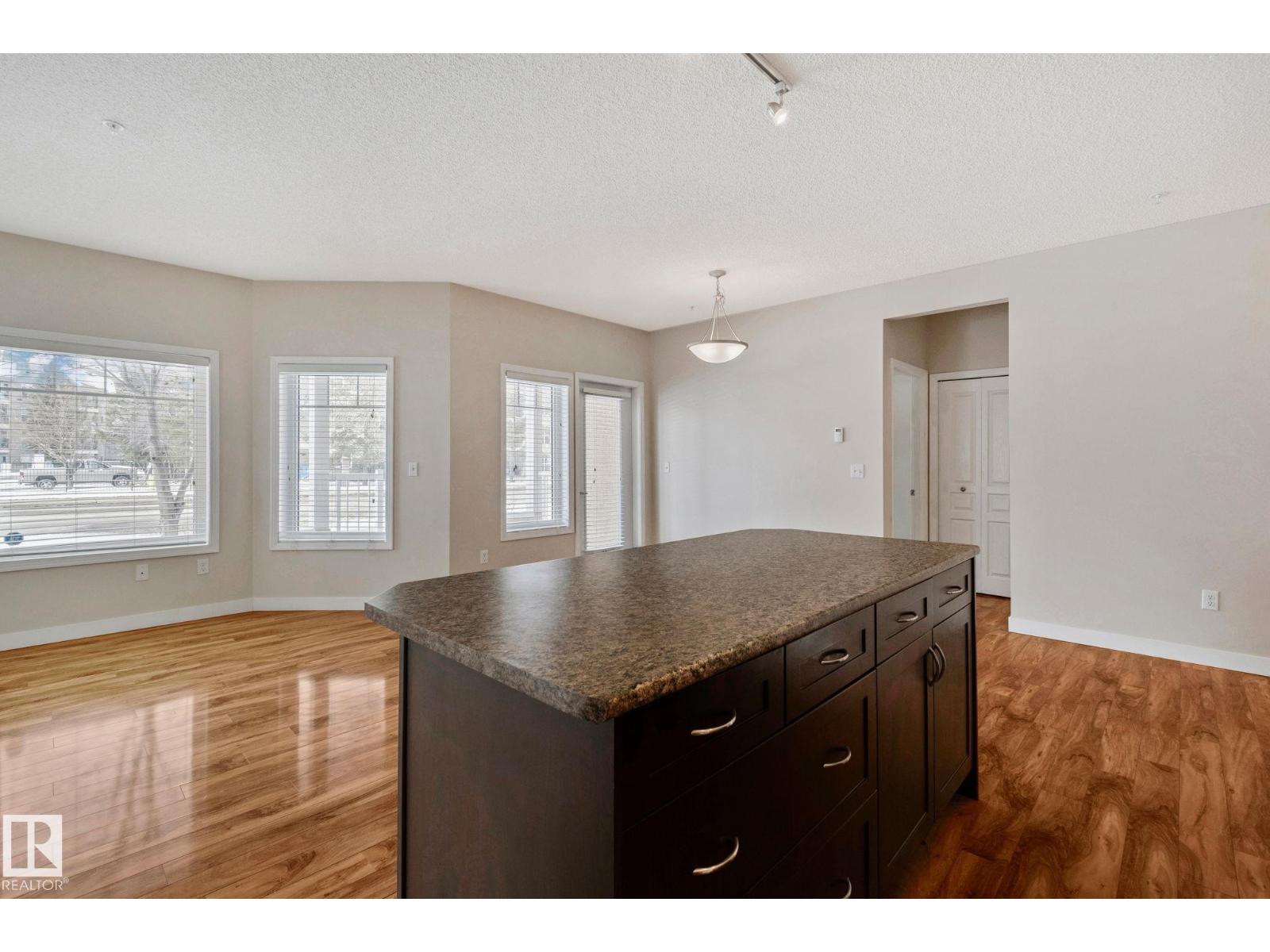 #120 8931 156 ST NW, Edmonton