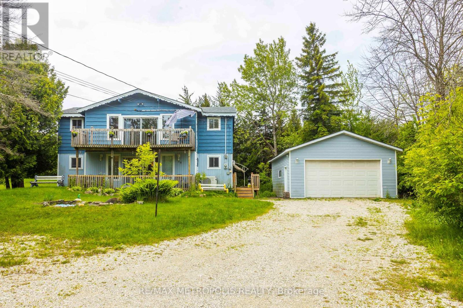 56 GEORGIAN MANOR DRIVE - 1
