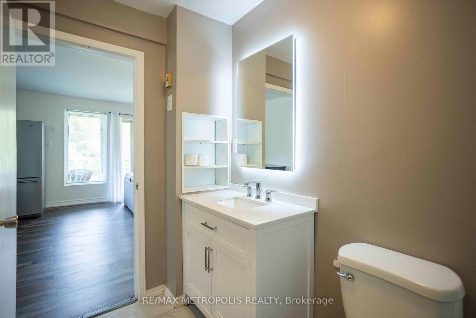 56 GEORGIAN MANOR DRIVE - 25