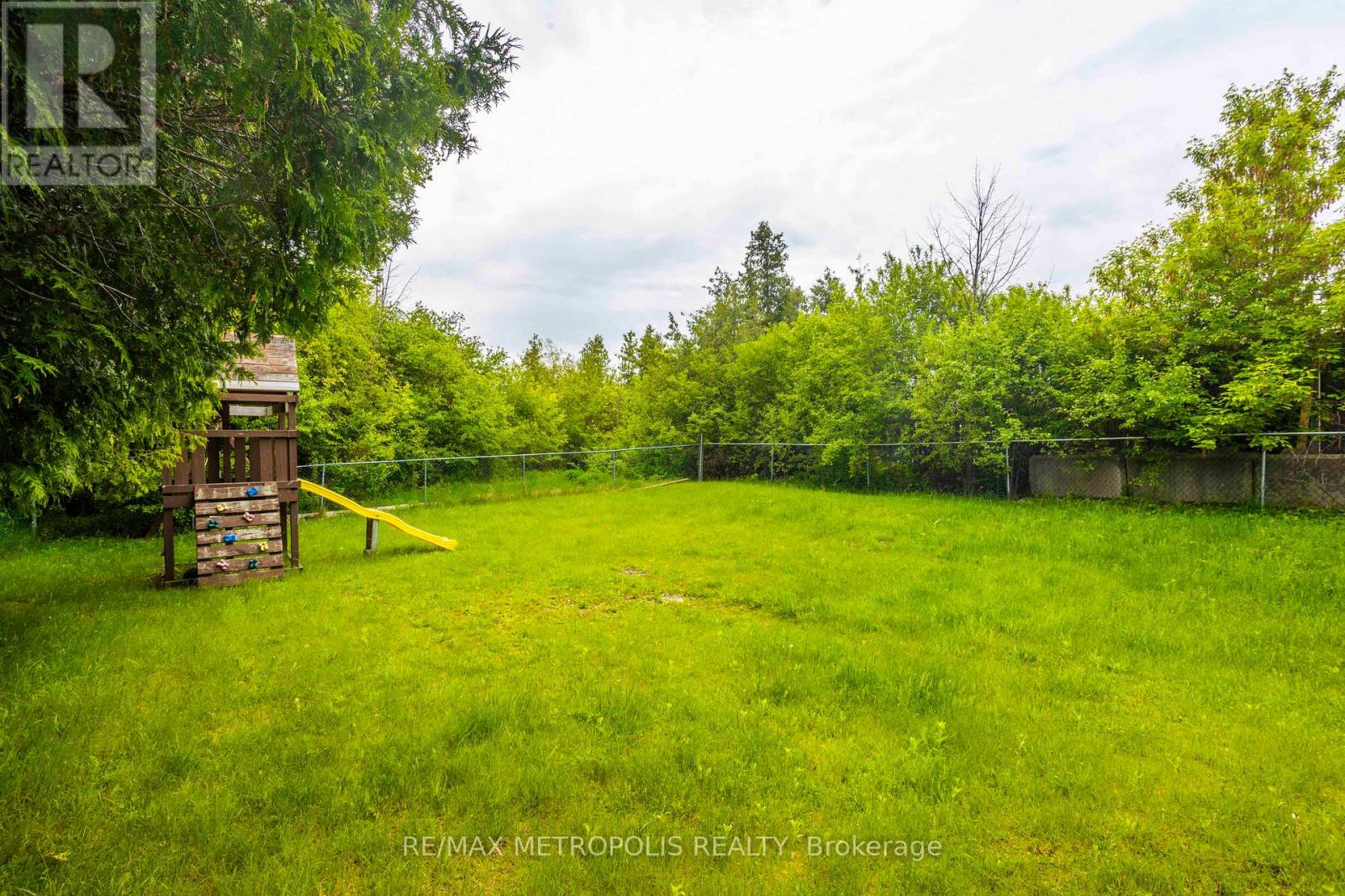 56 GEORGIAN MANOR DRIVE - 42