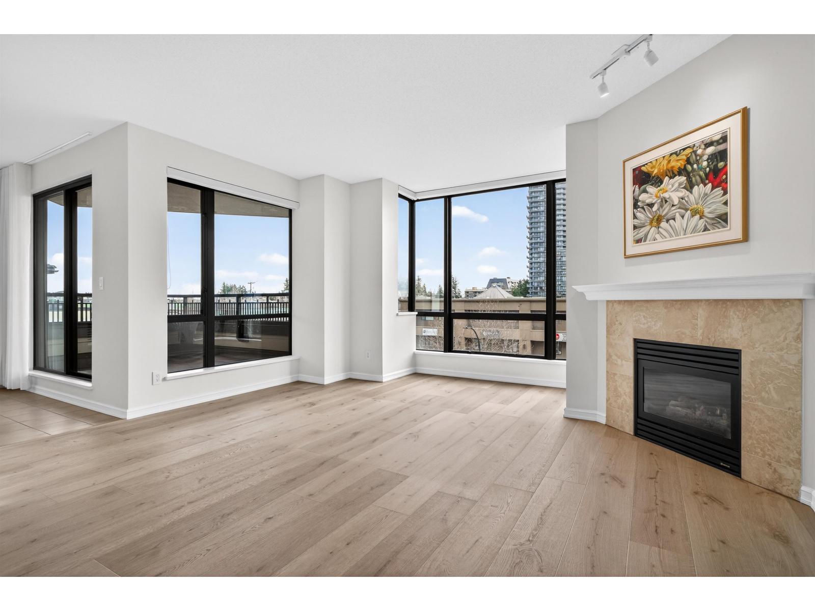 406 1551 FOSTER STREET, White Rock