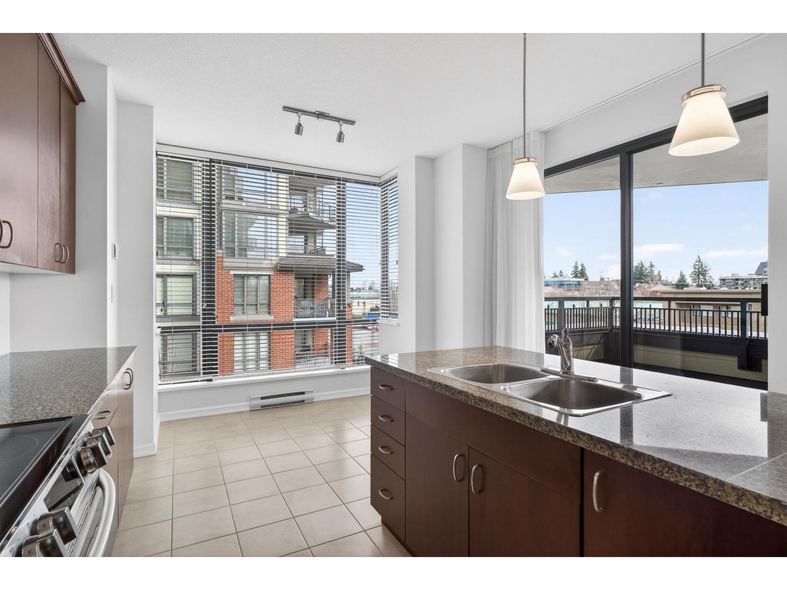 406 1551 FOSTER STREET, White Rock