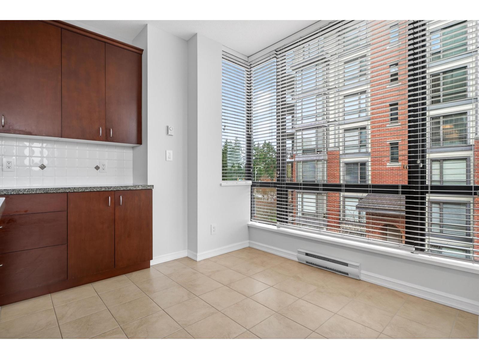 406 1551 FOSTER STREET, White Rock