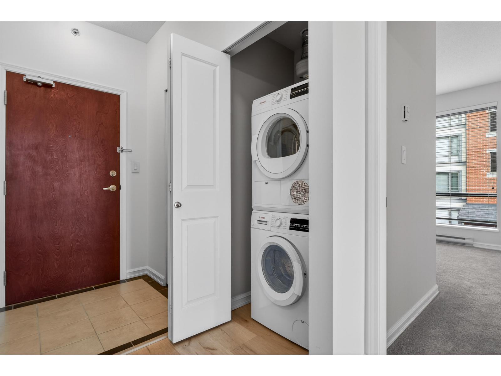 406 1551 FOSTER STREET, White Rock