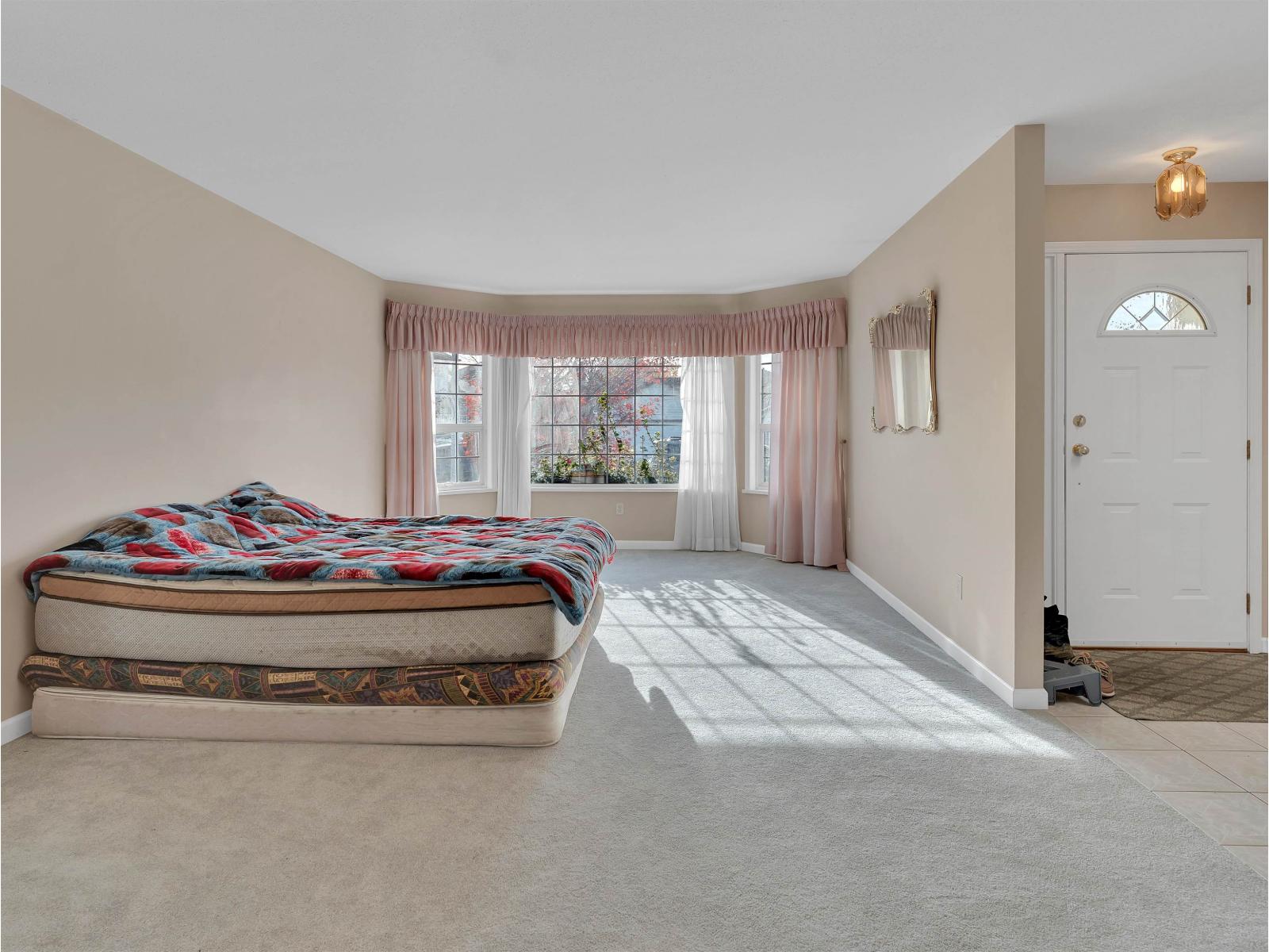 32337 NAKUSP DRIVE, Abbotsford